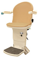 Prijs van een traplift weten? Handicare Trapliften vertelt u meer!